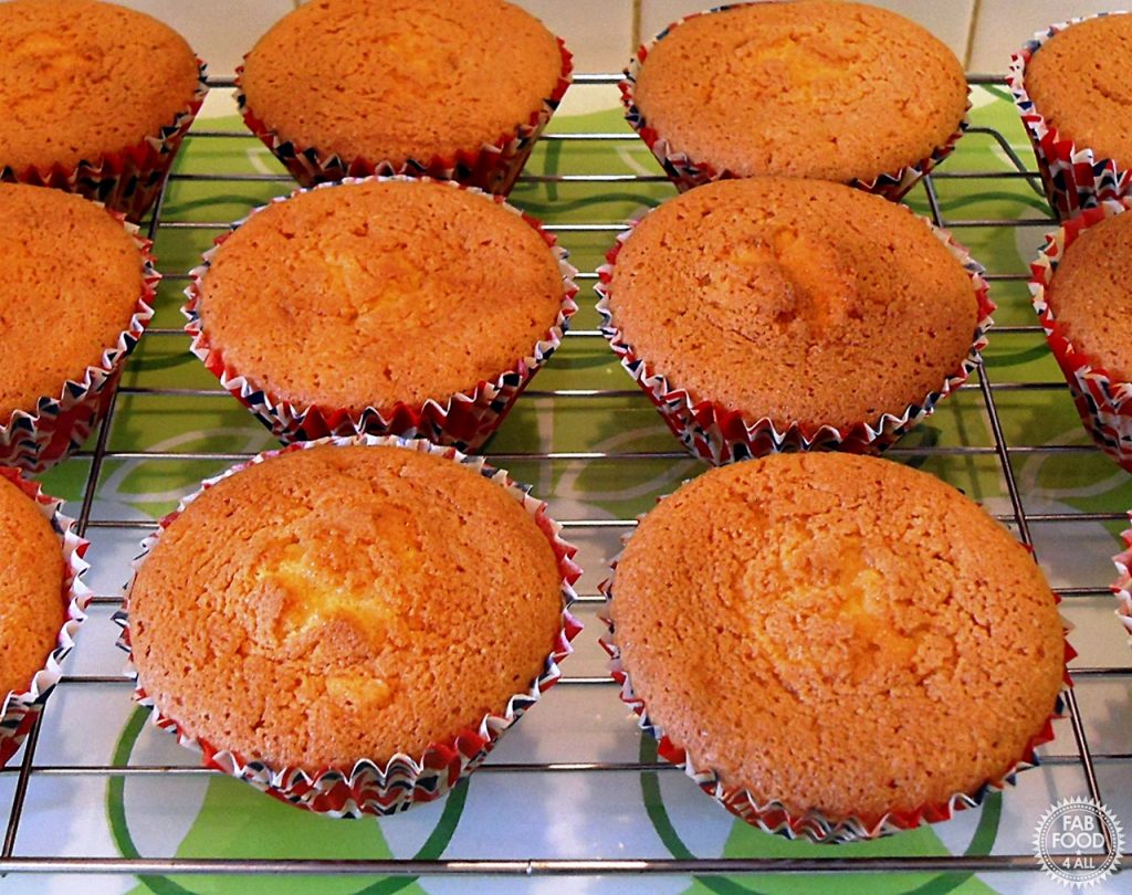 Jubilee Cupcakes red, white & blue! Fab Food 4 All