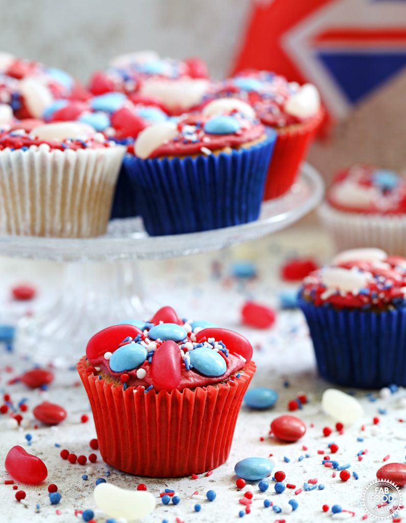 Jubilee Cupcakes red, white & blue! Fab Food 4 All