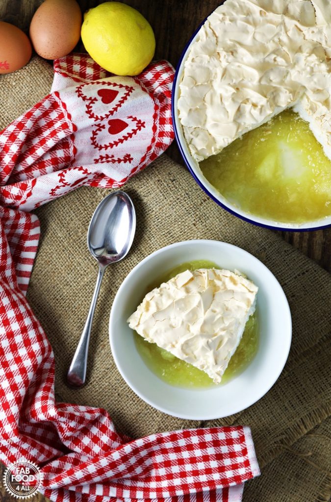 Apple Meringue in bowl
