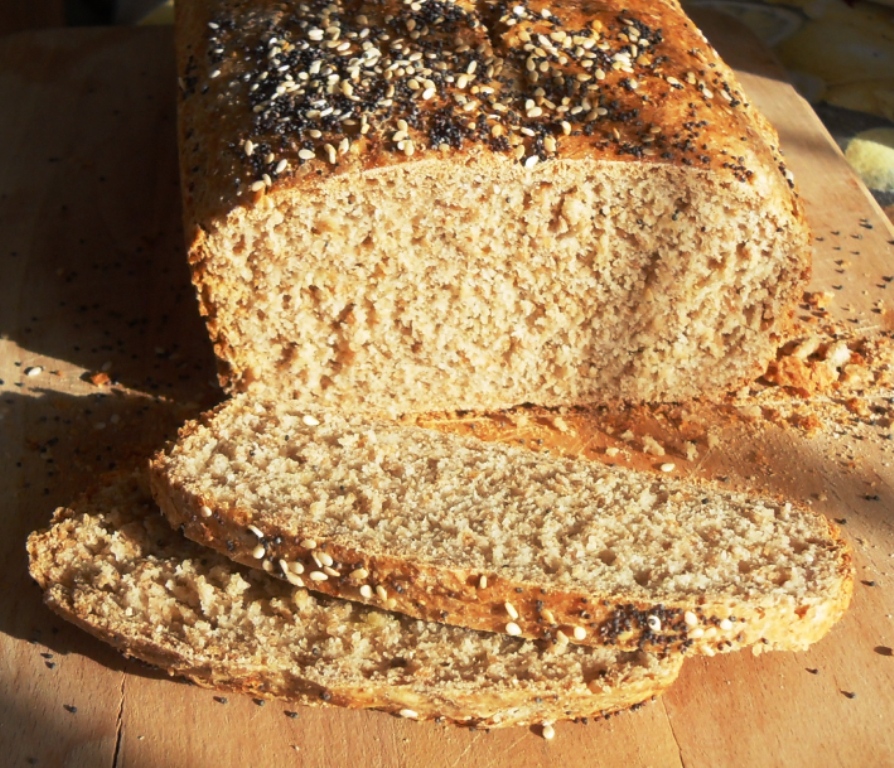 Spelt & Wholemeal No-knead Loaf