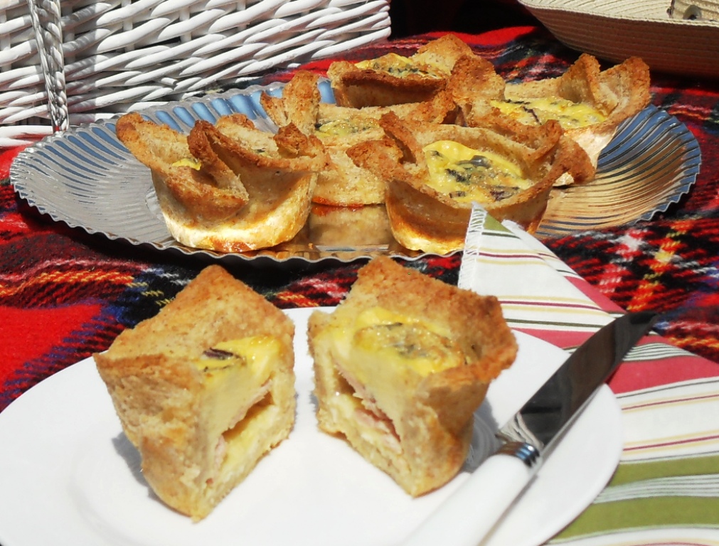 Croquiches a cross between Croque Monsieur and Quiche! Great for picnics!
