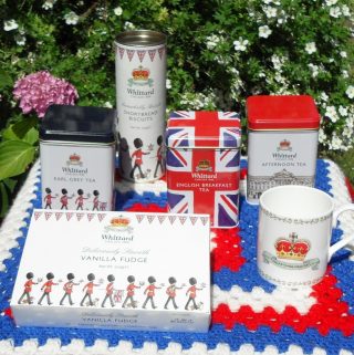 Royal Baby Giveaway, competition, Buckingham Palace, soldiers