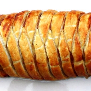 Sweet Chilli Sausage Plait = Fab Food 4 All