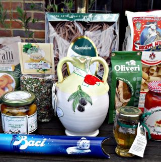 Italian, artisan produce, ingredients, food, olive oil, quality
