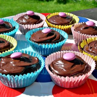Easy Chocolate Cupcakes on a serving platter.