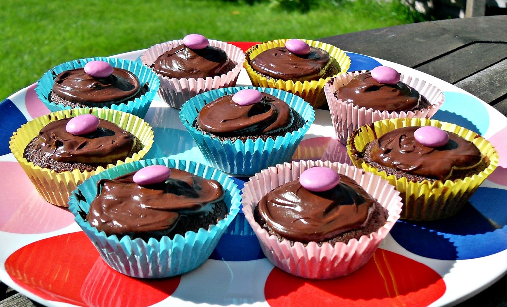 Easy Chocolate Cupcakes on a serving platter.