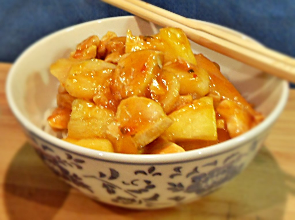 Mid-Autumn Festival Feast with Amoy Noodles & Sauces, Pad Thai, Sweet & Sour, Sweet Thai Chilli, recipes