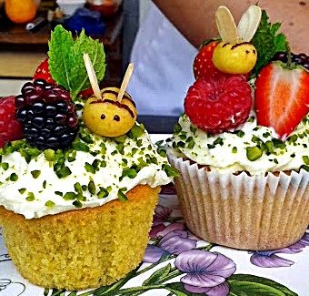 Woking Food & Drink Festival, Frances Quinn, Orange Bee Cupcakes