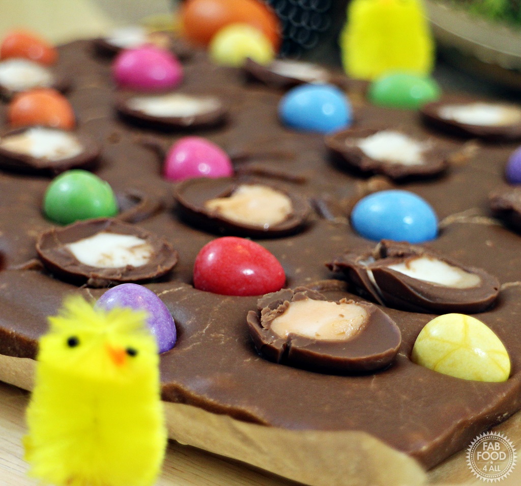 Creme Egg Chocolate Fudge so delicious! Fab Food 4 All
