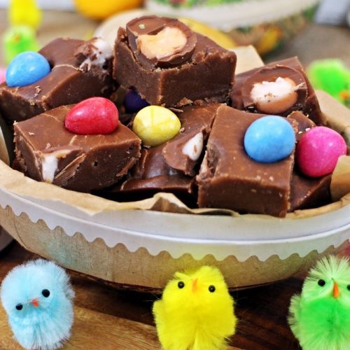 Creme Egg Chocolate Fudge so delicious! Fab Food 4 All