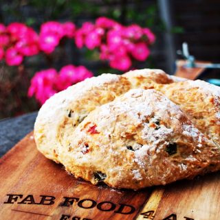 Easy Cheesy Jalapeno Soda Bread, delicious and perfect with soup! Fab Food 4 All