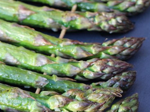 How To Bbq Asparagus Simple Delicious Recipe Fab Food 4 All