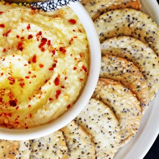Chia & Sesame Seed Crackers - so easy & delicious! @FabFood4All