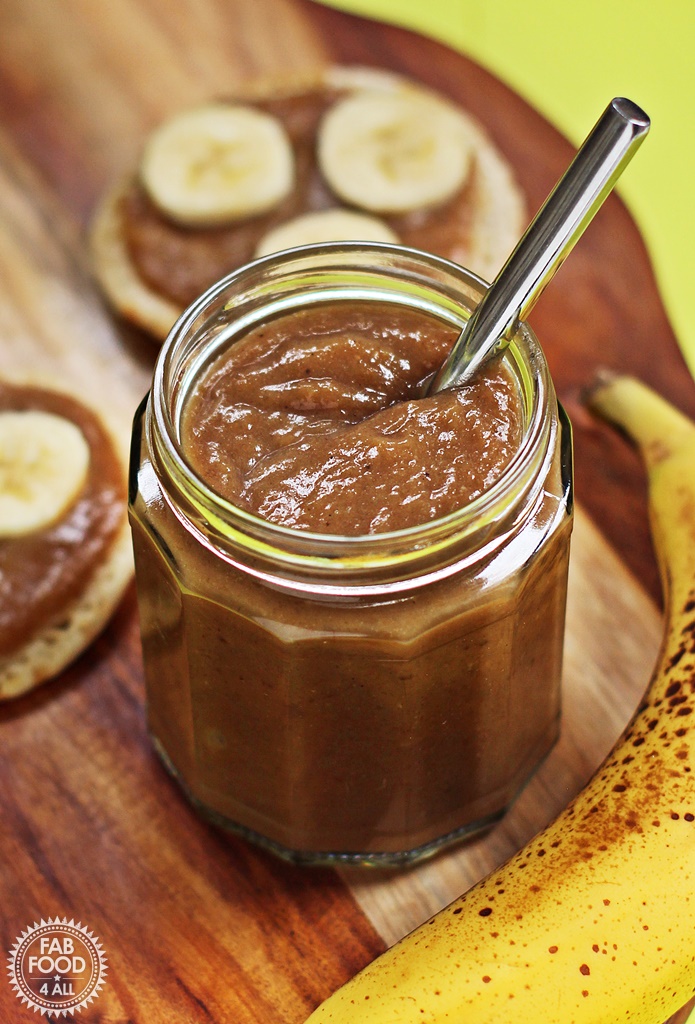 Quick Banoffee Curd (Banana & Toffee Curd) all the taste of Banoffee Pie in a jar!- Fab Food 4 All