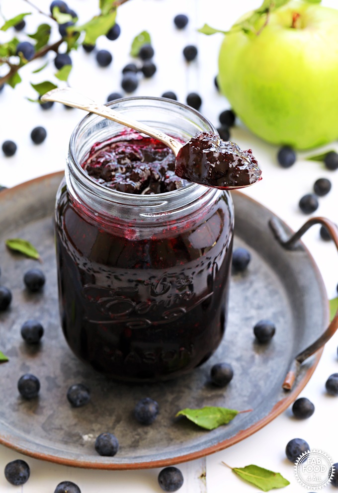 Sloe Apple Jam Video Tutorial Pitting Hacks Fab Food 4 All