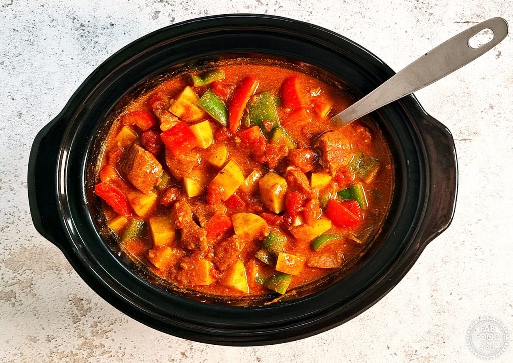 Easy Slow Cooker Beef Curry Fab Food 4 All
