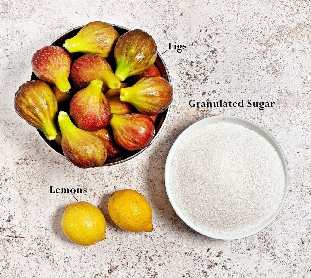 Simple Fig Jam Ingredients: figs, 2 lemons and granulated sugar.
